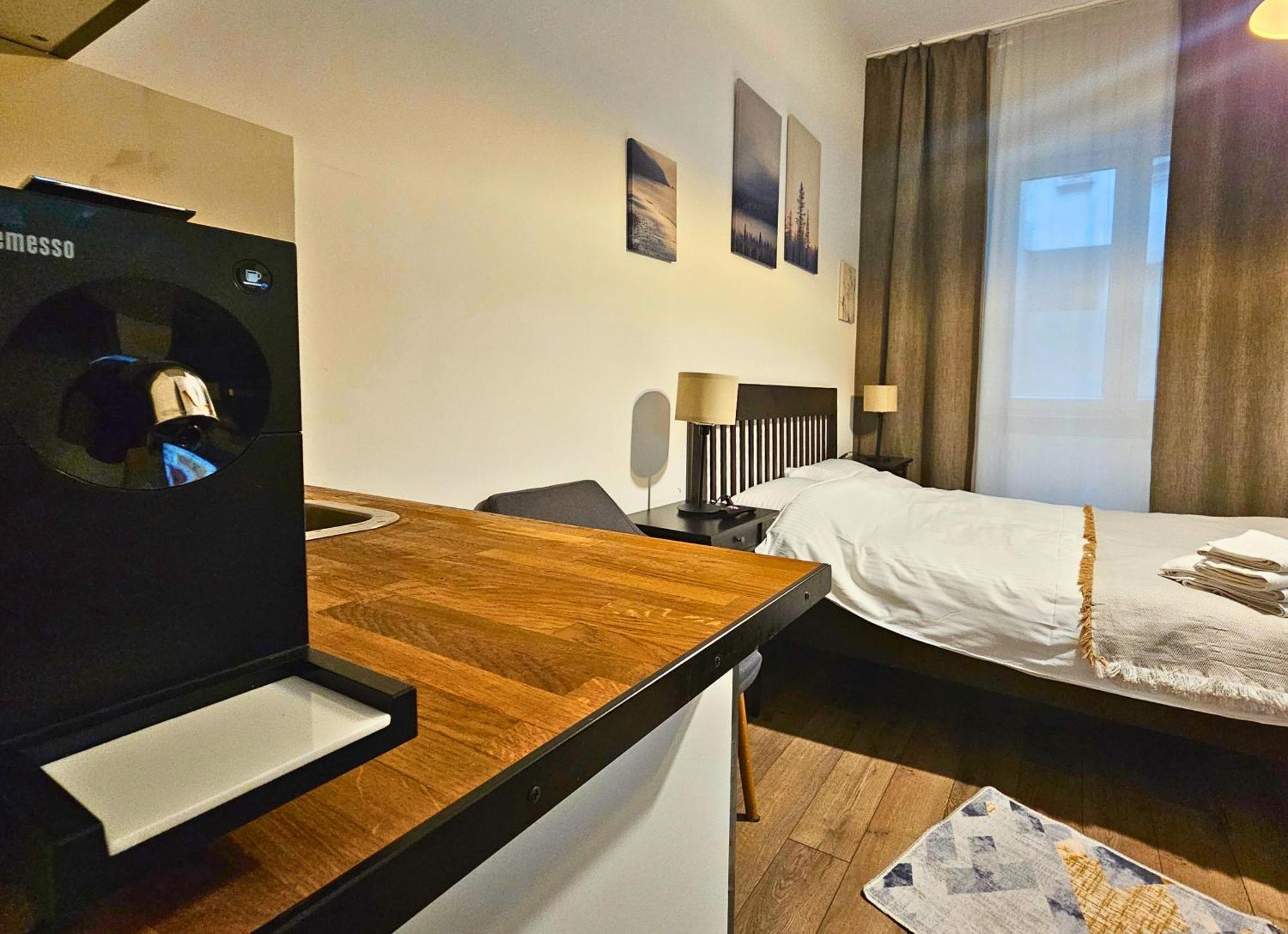 Amzei Studios & Suites Bucarest Extérieur photo