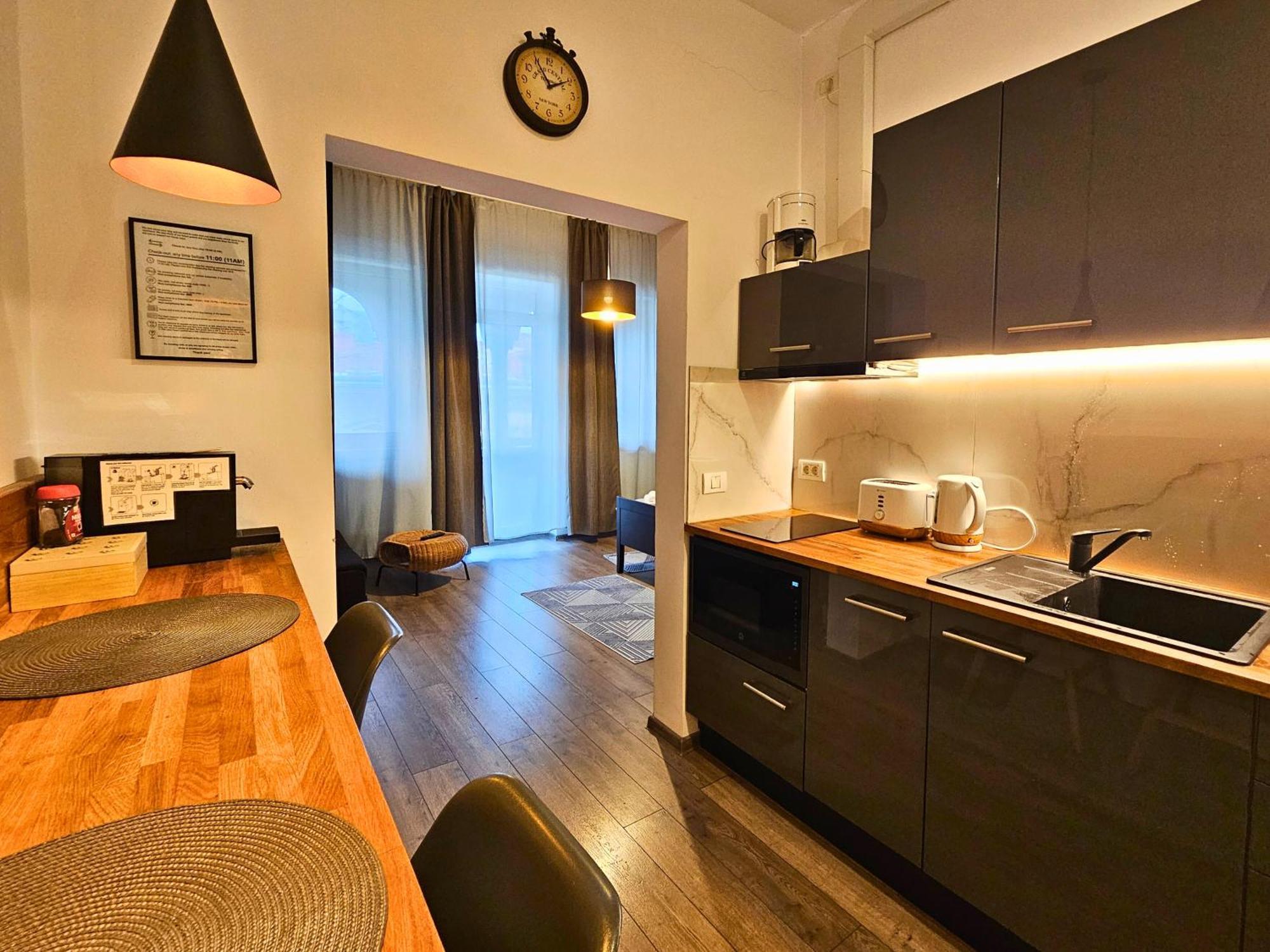 Amzei Studios & Suites Bucarest Extérieur photo